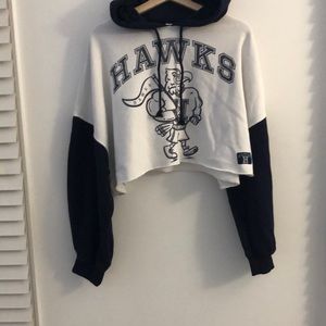 Oversized cropped hoodie